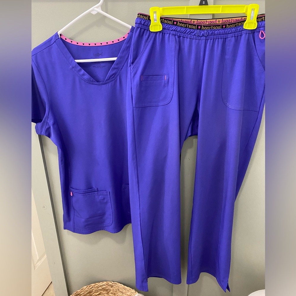 Heart and Soul EUC closet cleanout! Beautiful purple!!